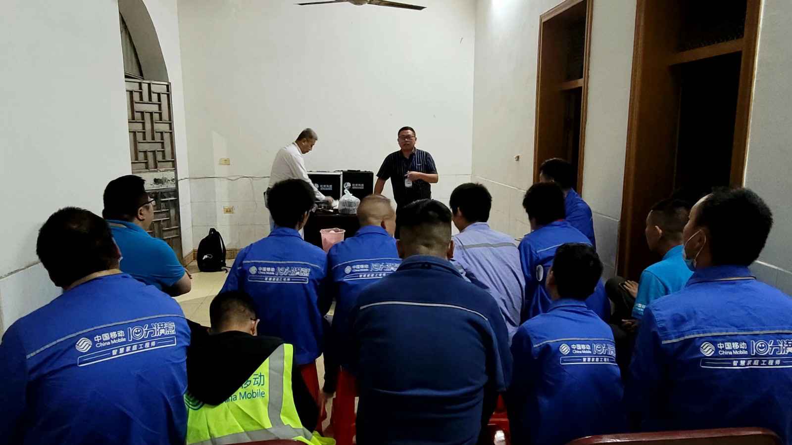 沈阳袁浩绿色清洁科技有限公司为中移铁通有限公司安全用电培训